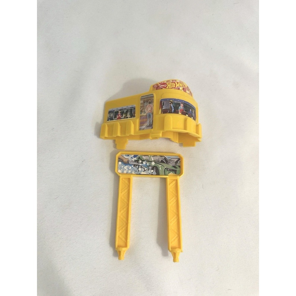 Hot Wheels Yellow Plastic Playset Parts Lot - Car Wash Sign + Building Facade!